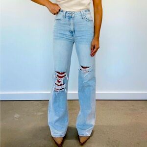 Vervet light wash 90’s flare denim
